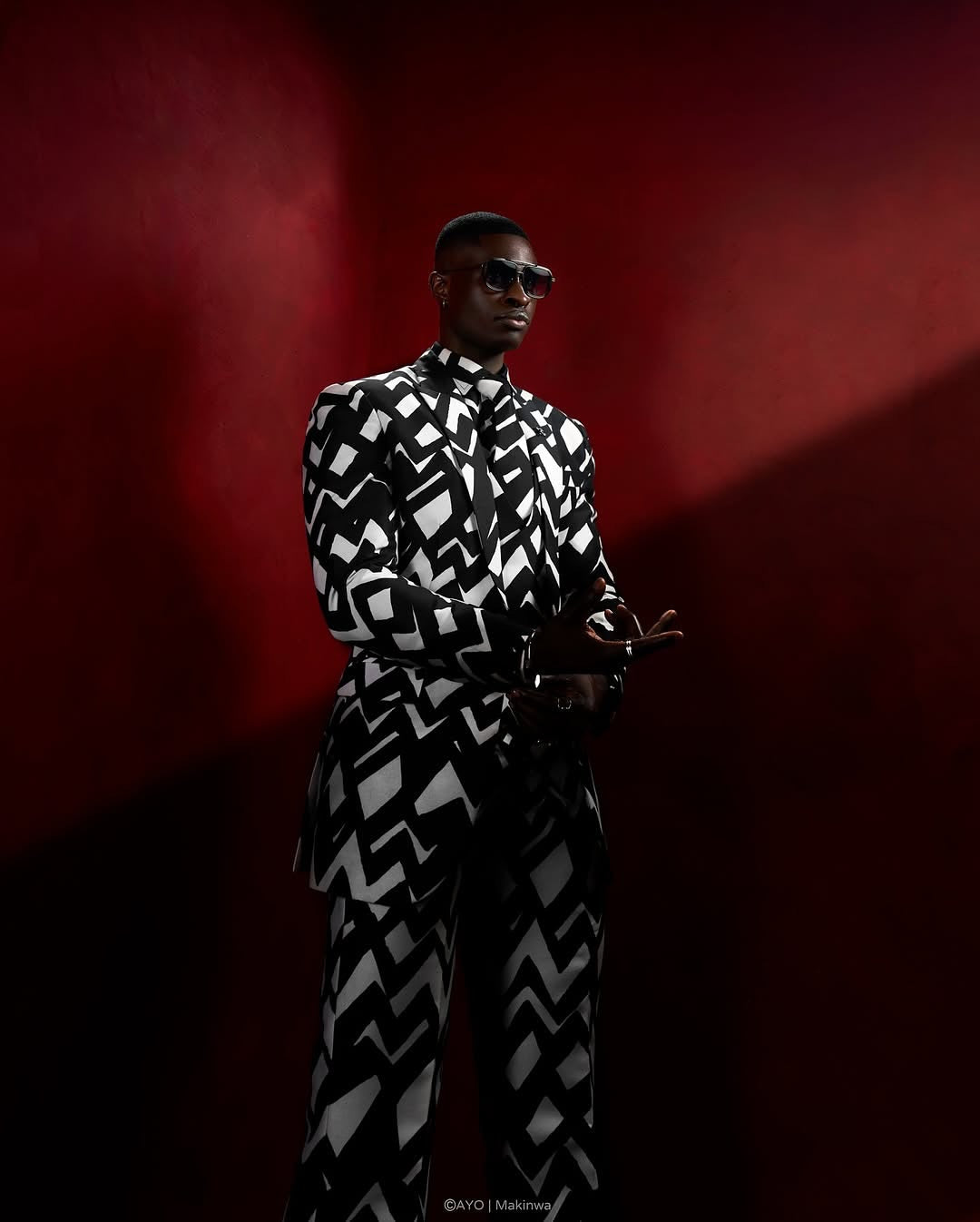 Geometric Suit